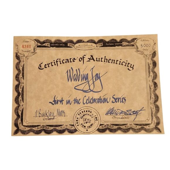 Charming Collectible Plate with Pastoral Scene - Picture 4 of 6